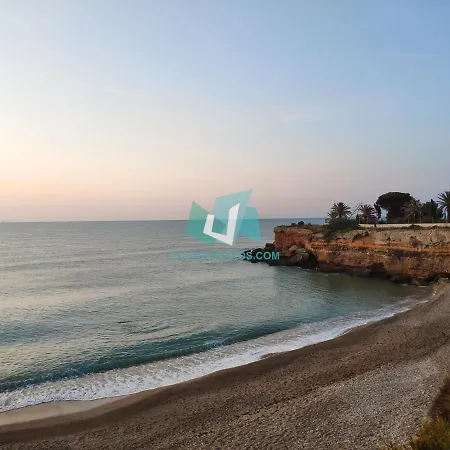 Renovated With Shared Pool 50m From The Beach Apartamento *